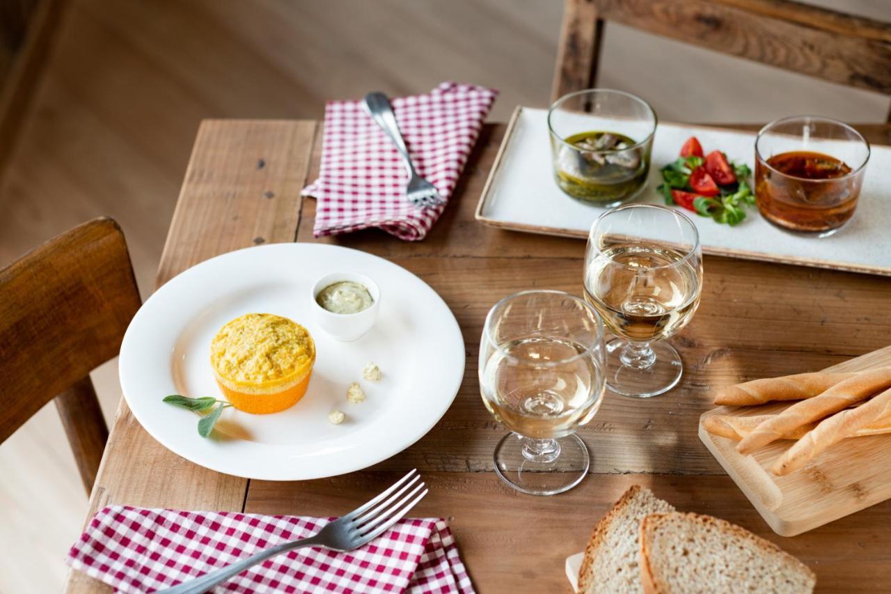 Albergo Locanda Mistral อัชเชลิโย ภายนอก รูปภาพ